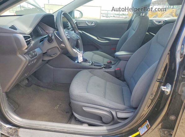 KMHC65LC7MU257942 2021 HYUNDAI IONIQ Blue Widok wnętrza z przodu