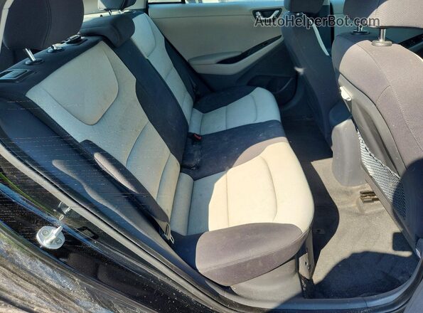 KMHC65LC8HU038817 2017 HYUNDAI IONIQ Blue Rear seats view