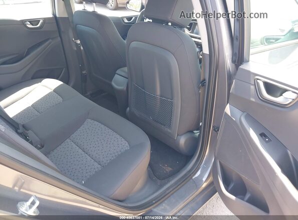 KMHC65LC8JU076702 2018 HYUNDAI IONIQ HYBRID Gray VIN կոդի պիտակի տեսք