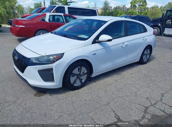KMHC65LC8KU106721 2019 HYUNDAI IONIQ HYBRID White Front left