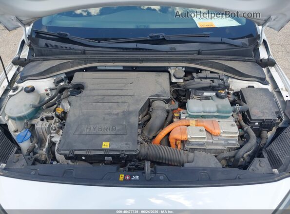KMHC65LC8KU106721 2019 HYUNDAI IONIQ HYBRID White Rear view