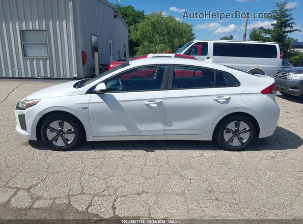 KMHC65LC8KU106721 2019 HYUNDAI IONIQ HYBRID White 