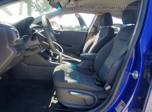 KMHC65LC8KU170788 2019 HYUNDAI IONIQ Синий Вид салона спереди