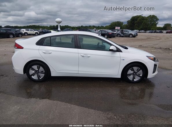 KMHC65LC8LU219778 2020 HYUNDAI IONIQ HYBRID White 