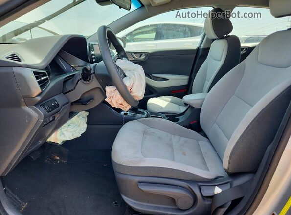 KMHC65LC8NU268367 2022 HYUNDAI IONIQ Silver წინა სალონის ხედი