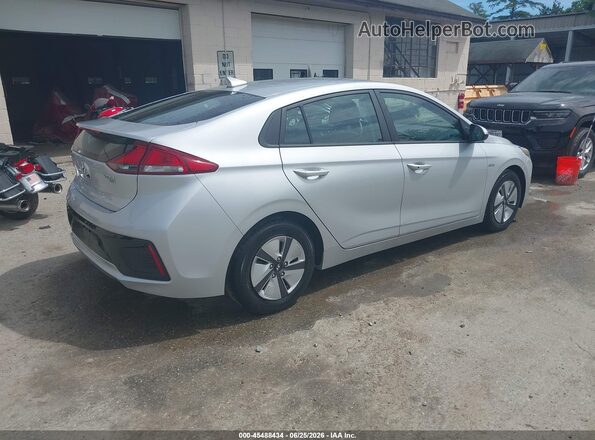 KMHC65LC9JU075218 2018 HYUNDAI IONIQ HYBRID Silver Задня права чверть