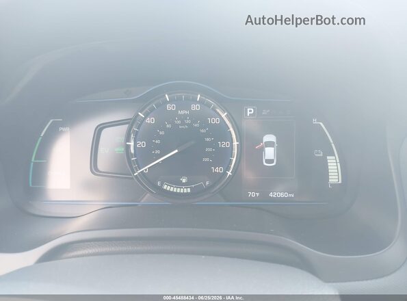 KMHC65LC9JU075218 2018 HYUNDAI IONIQ HYBRID Silver Вид задніх сидінь