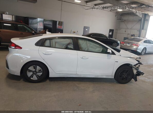 KMHC65LCXHU026779 2017 HYUNDAI IONIQ HYBRID White Панорамний вид салону 360°