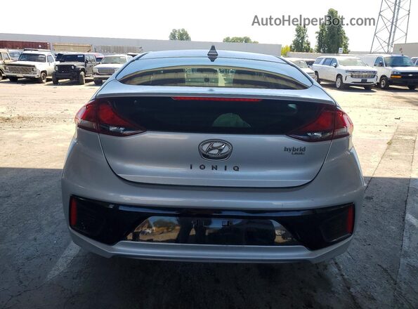 KMHC65LCXHU049866 2017 HYUNDAI IONIQ Silver Հետևի տեսք