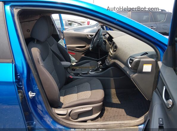KMHC65LCXJU061392 2018 HYUNDAI IONIQ HYBRID Blue Вид салону спереду