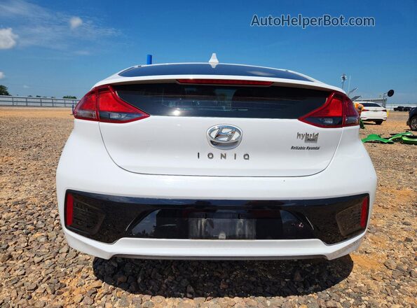 KMHC65LCXJU075731 2018 HYUNDAI IONIQ Белый Вид сзади