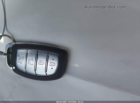 KMHC65LCXMU255828 2021 HYUNDAI IONIQ HYBRID Red Widok deski rozdzielczej