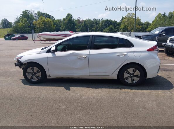 KMHC65LCXNU275482 2022 HYUNDAI IONIQ HYBRID White 