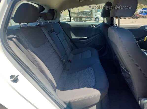 KMHC65LD3KU105680 2019 HYUNDAI IONIQ White Հետևի նստատեղերի տեսք