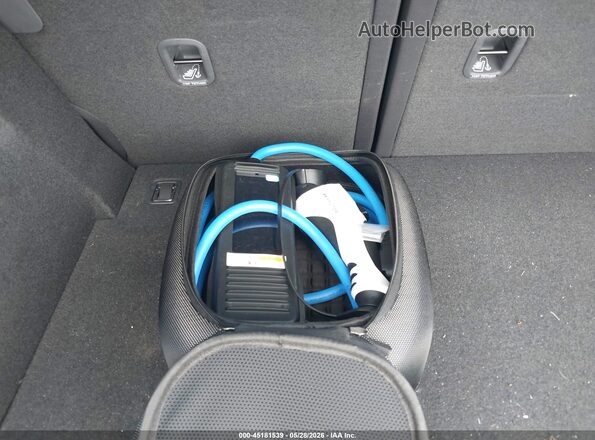 KMHC65LD6KU156364 2019 HYUNDAI IONIQ PLUG-IN HYBRID White 