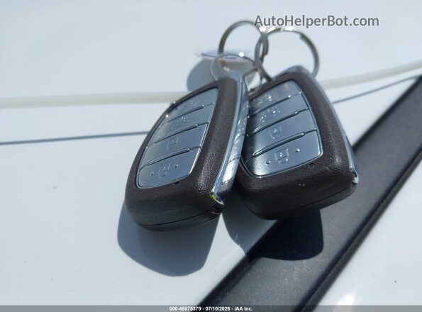 KMHC65LD8MU253732 2021 HYUNDAI IONIQ PLUG-IN HYBRID White Widok deski rozdzielczej
