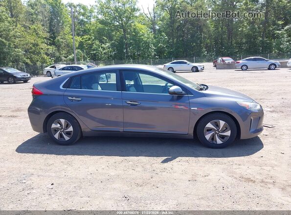 KMHC75LC0JU081941 2018 HYUNDAI IONIQ HYBRID Gray Vista interior trasera