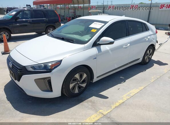 KMHC75LC0JU103288 2018 HYUNDAI IONIQ HYBRID White წინა მარცხენა ხედი სამი მეოთხედიდან