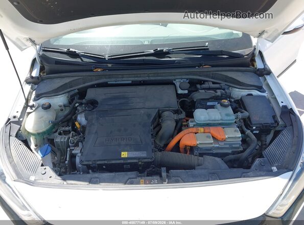 KMHC75LC0JU103288 2018 HYUNDAI IONIQ HYBRID White უკანა ხედი