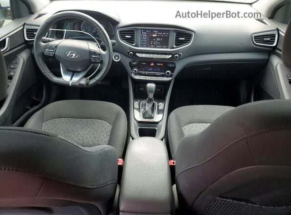 KMHC75LC1HU028756 2017 HYUNDAI IONIQ White Vista del salpicadero