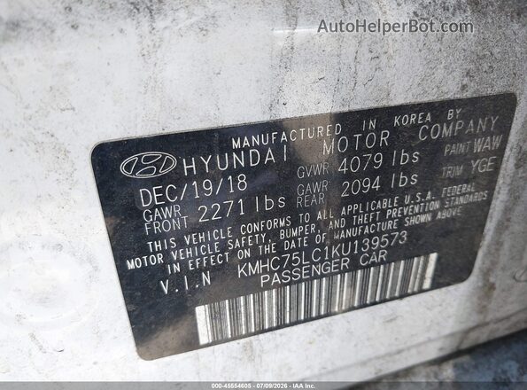 KMHC75LC1KU139573 2019 HYUNDAI IONIQ HYBRID White Vista del compartimento del motor