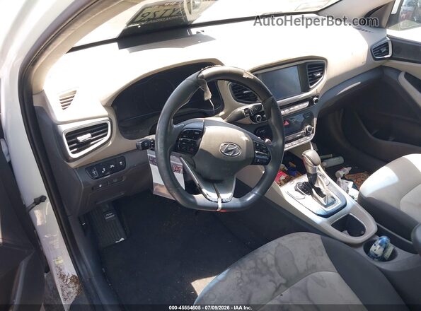 KMHC75LC1KU139573 2019 HYUNDAI IONIQ HYBRID White 