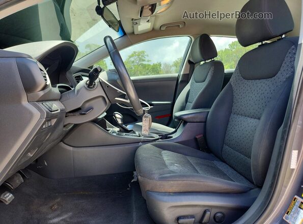 KMHC75LC3HU019010 2017 HYUNDAI IONIQ Gray Front interior view