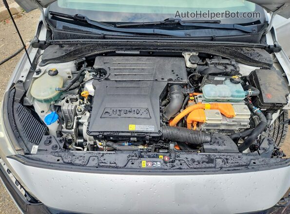 KMHC75LC3JU060307 2018 HYUNDAI IONIQ Silver Սալոնի հետևի տեսք