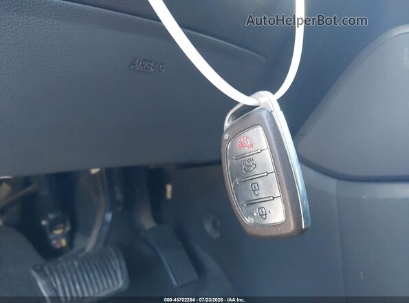 KMHC75LC3JU091203 2018 HYUNDAI IONIQ HYBRID Black Widok deski rozdzielczej