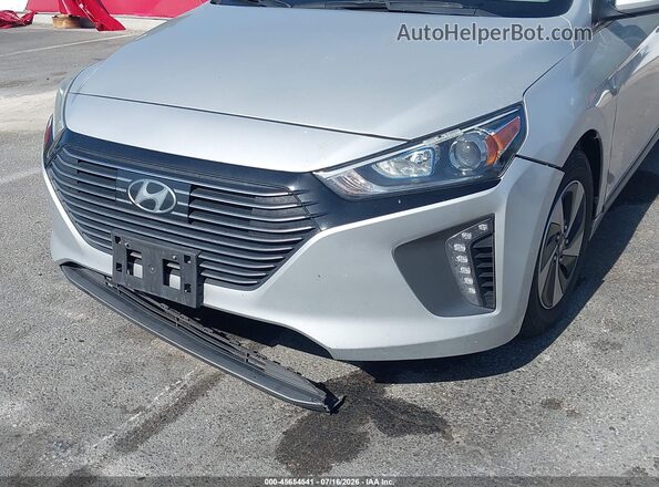 KMHC75LC7JU065817 2018 HYUNDAI IONIQ HYBRID Silver წინა ხედი