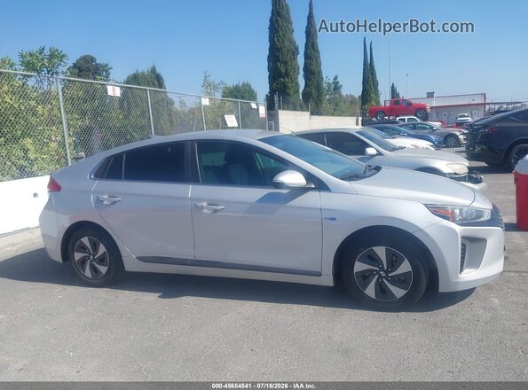 KMHC75LC7JU065817 2018 HYUNDAI IONIQ HYBRID Silver უკანა სალონის ხედი