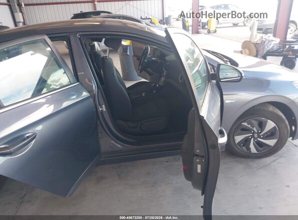 KMHC75LC8HU036532 2017 HYUNDAI IONIQ HYBRID Gray Front interior view