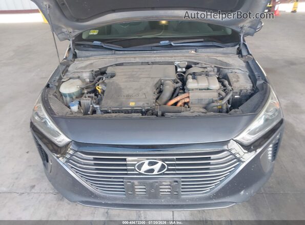 KMHC75LC8HU036532 2017 HYUNDAI IONIQ HYBRID Gray Rear view