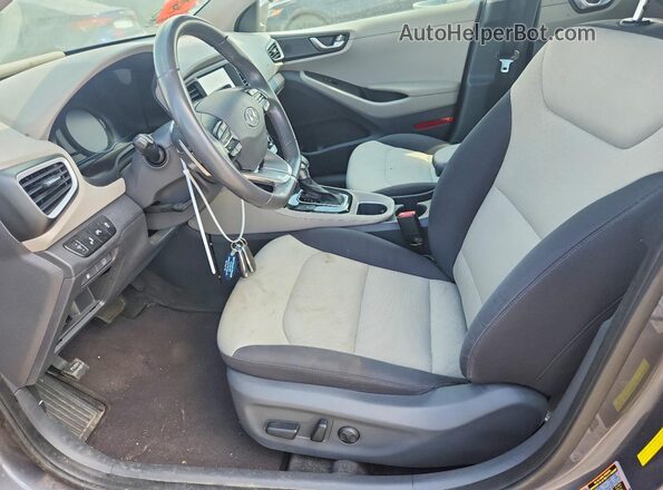 KMHC75LC8KU129686 2019 HYUNDAI IONIQ Gray Front interior view