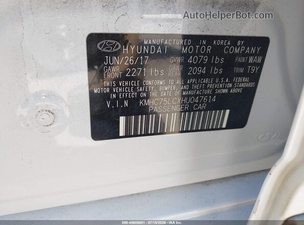 KMHC75LCXHU047614 2017 HYUNDAI IONIQ HYBRID White Вид підкапотного простору