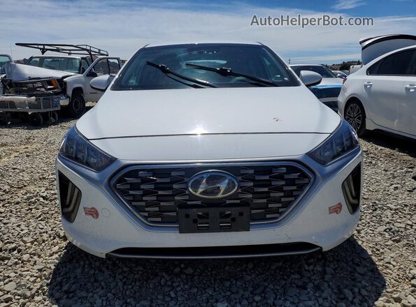 KMHC75LD0MU256430 2021 HYUNDAI IONIQ Белый Вид спереди