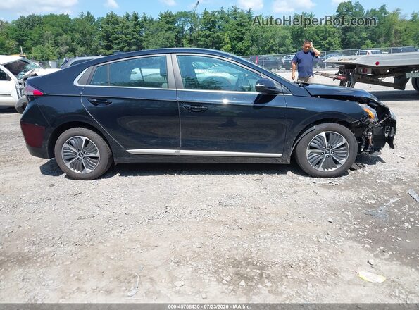 KMHC75LD8NU277818 2022 HYUNDAI IONIQ PLUG-IN HYBRID Black უკანა სალონის ხედი