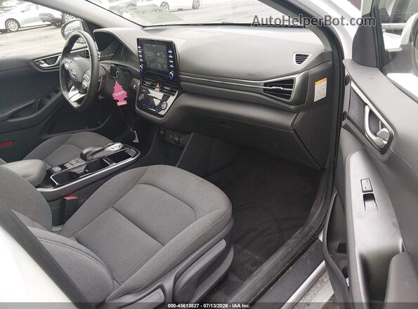 KMHC75LJ7LU066130 2020 HYUNDAI IONIQ ELECTRIC White Vista interior delantera