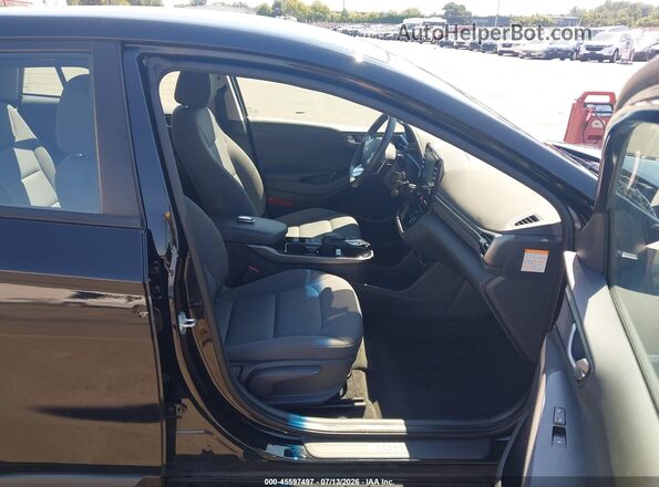 KMHC75LJ8LU060742 2020 HYUNDAI IONIQ ELECTRIC Black Սալոնի դիմացի տեսք