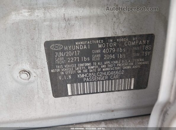 KMHC85LC2HU046602 2017 HYUNDAI IONIQ HYBRID Silver Вид підкапотного простору