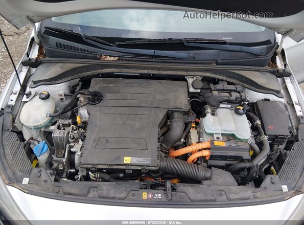 KMHC85LC2HU046602 2017 HYUNDAI IONIQ HYBRID Silver Вид ззаду
