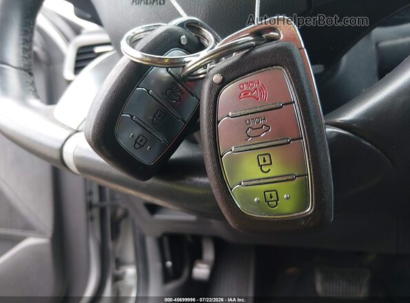 KMHC85LC2HU046602 2017 HYUNDAI IONIQ HYBRID Silver Вид панелі приладів