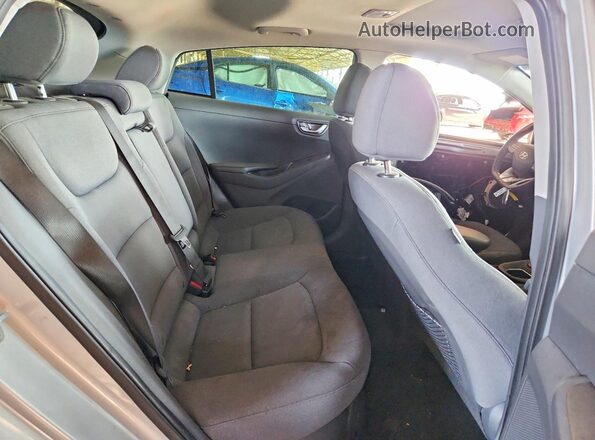 KMHC85LC3LU213347 2020 HYUNDAI IONIQ Серебряный Вид задних сидений