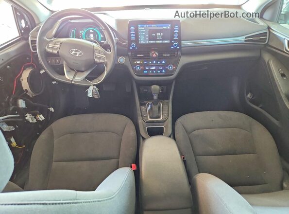 KMHC85LC3LU213347 2020 HYUNDAI IONIQ Серебряный Вид панели приборов