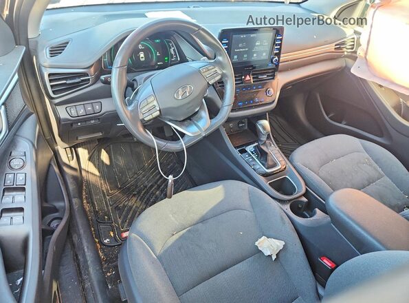 KMHC85LC3LU243030 2020 HYUNDAI IONIQ Серый Вид панели приборов