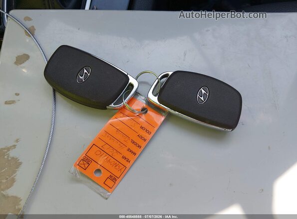 KMHC85LC7HU049110 2017 HYUNDAI IONIQ HYBRID Silver Вид панелі приладів