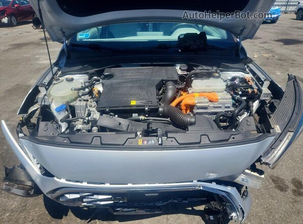 KMHC85LC9LU209724 2020 HYUNDAI IONIQ Silver Vista interior trasera