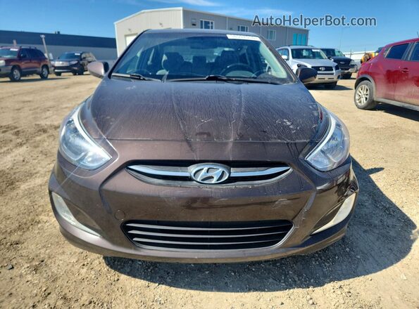 KMHCT4AE0GU002772 2016 HYUNDAI ACCENT Коричневый Вид спереди