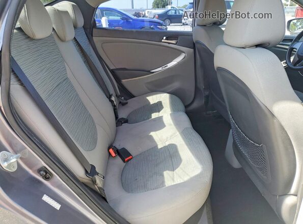 KMHCT4AE0GU004389 2016 HYUNDAI ACCENT Gray უკანა სავარძლების ხედი