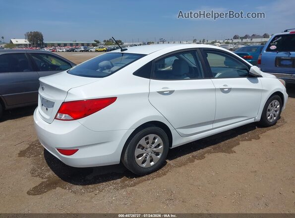 KMHCT4AE0GU018485 2016 HYUNDAI ACCENT White Trasero derecho